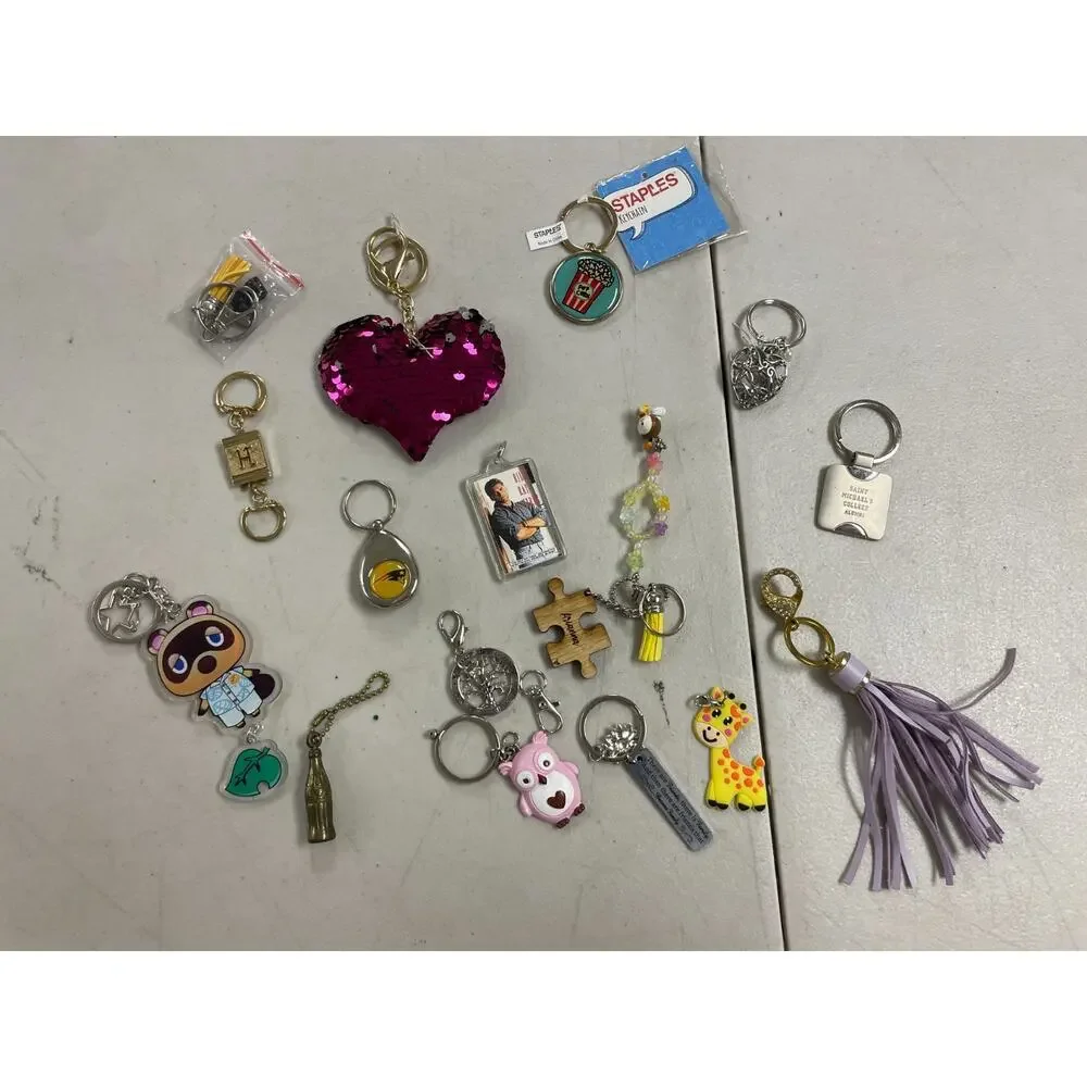 Vtg Mixed Lot of 15+ Novelty Keychains Cute Animals Tassel Beaded Souvenir